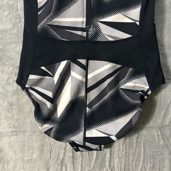 Nike Black Gray Racerback One Piece Swim Suit Zipper Closure Mesh Detail Size 6 - Picture 8 of 10